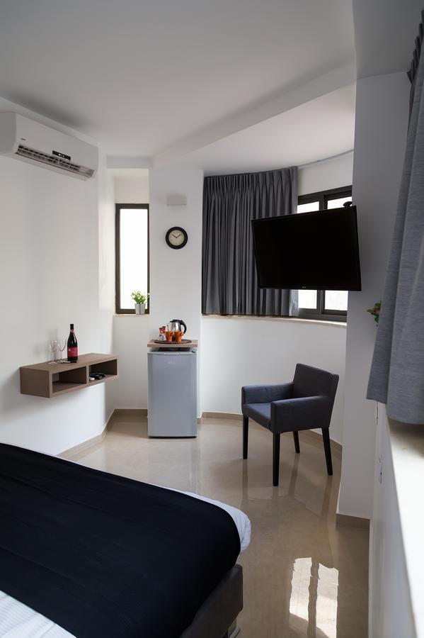 Johnny Hotel Йерусалим Екстериор снимка